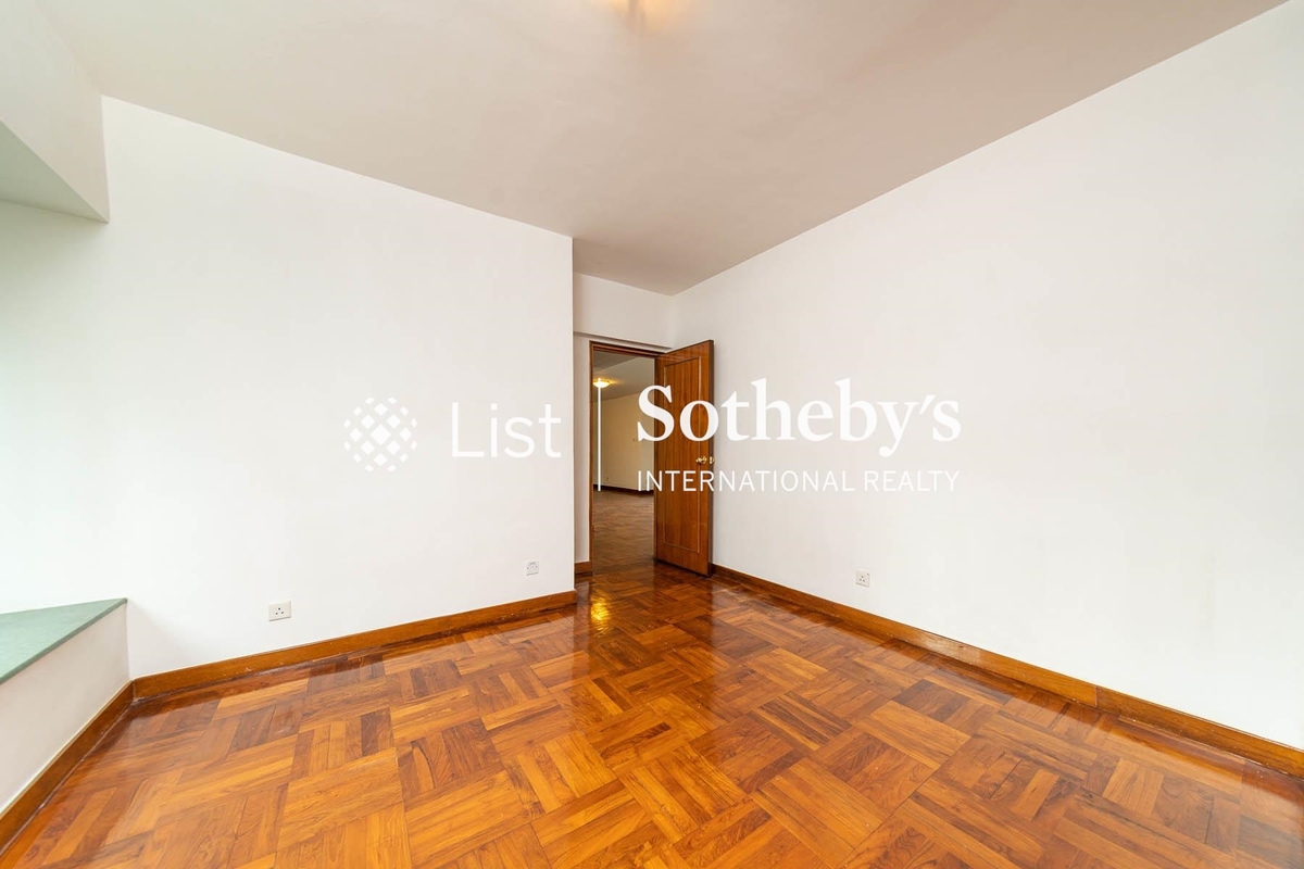 Monmouth Villa 萬茂苑 | Second Bedroom