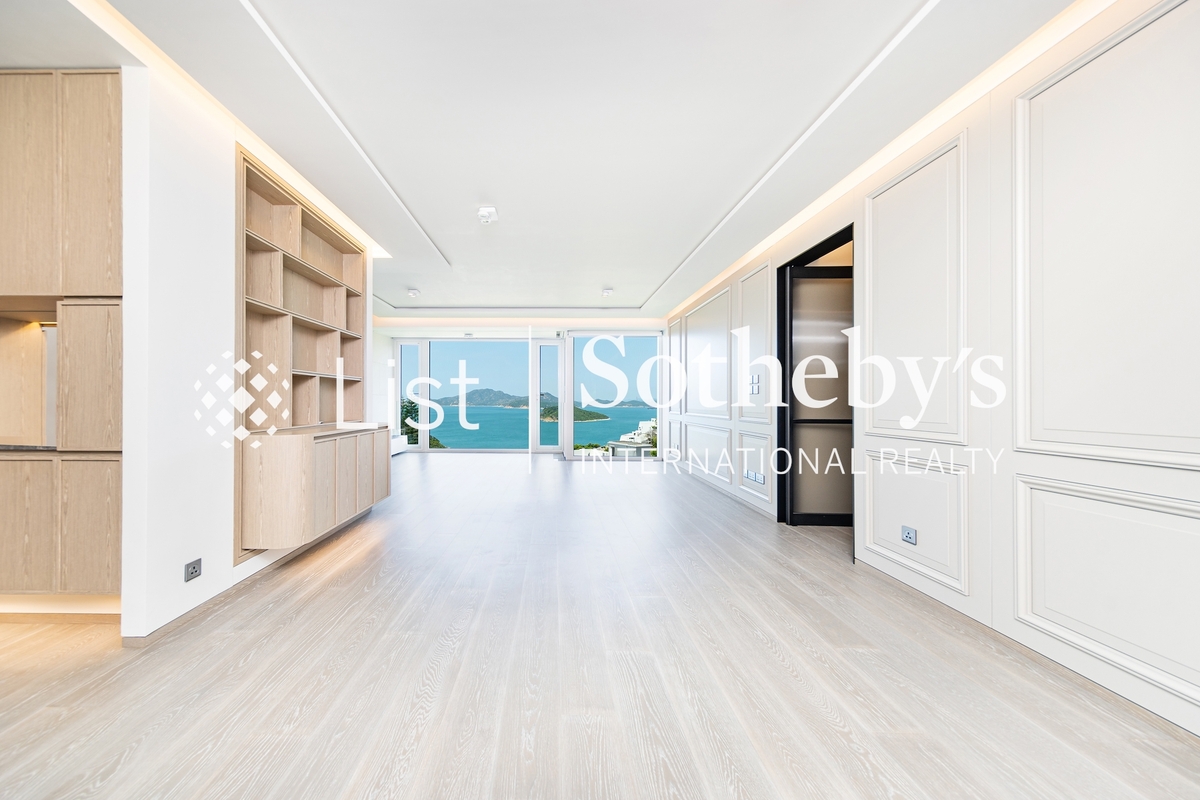 Hillgrove 璧如花園 | Living and Dining Room