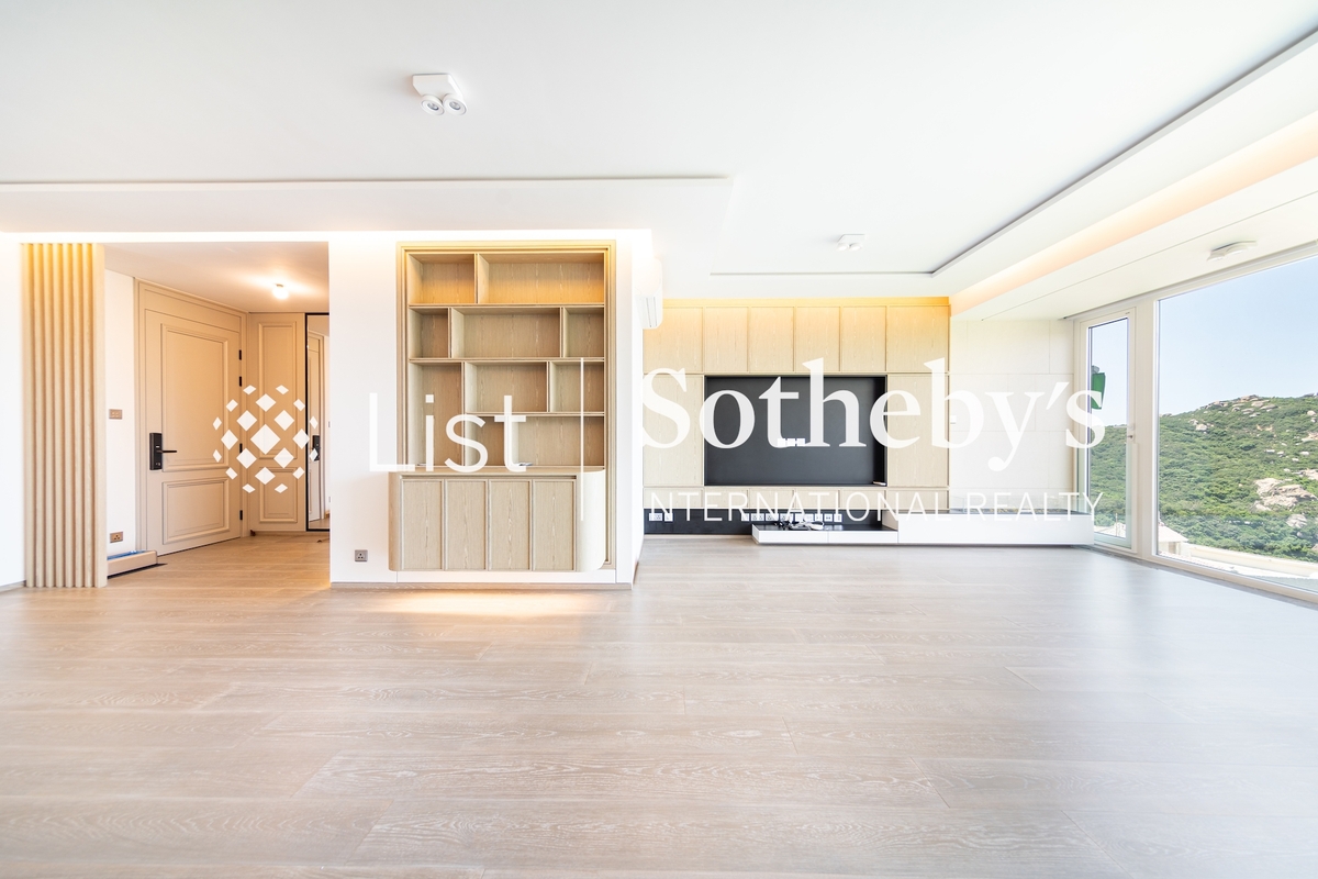 Hillgrove 璧如花園 | Living and Dining Room