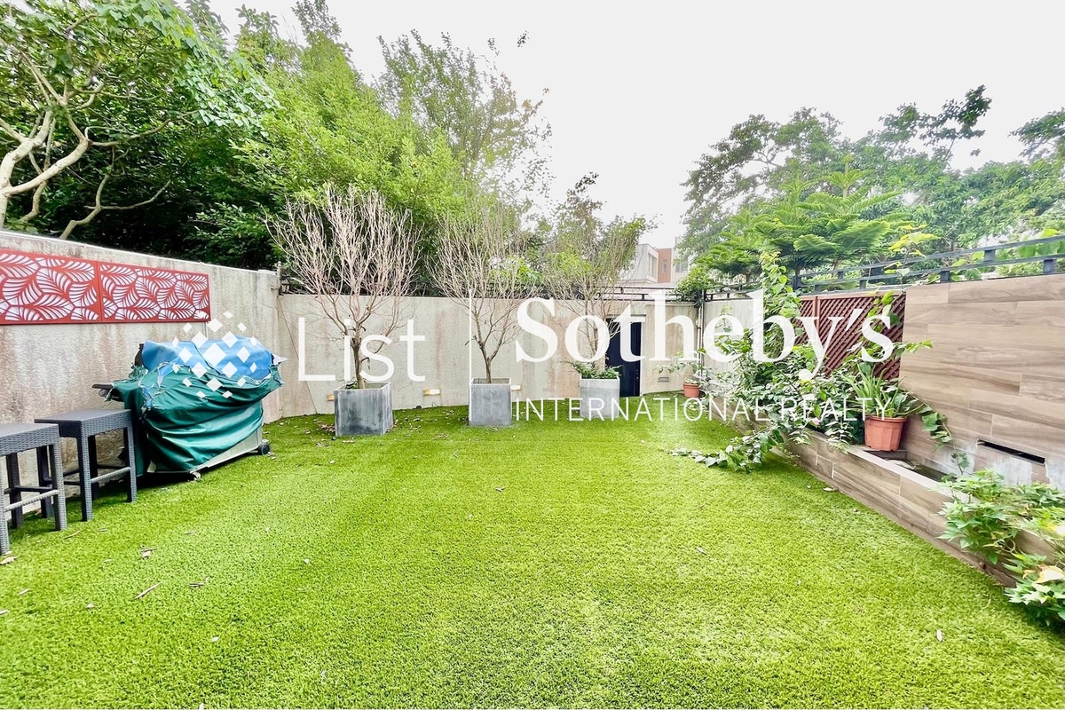 Hillgrove 璧如花園 | Private Garden off Living Room