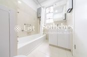 Fairview Mansion 昭景大廈 | Second En-suite Bathroom