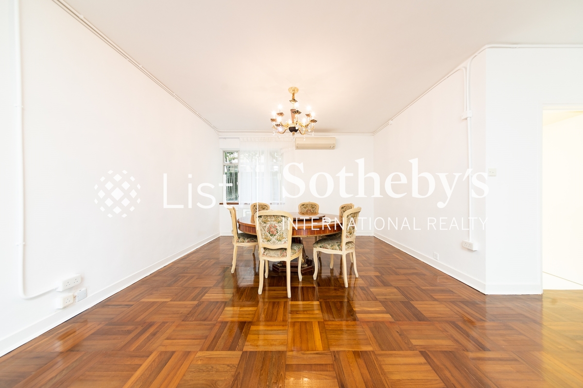 Fairview Mansion 昭景大廈 | Living and Dining Room