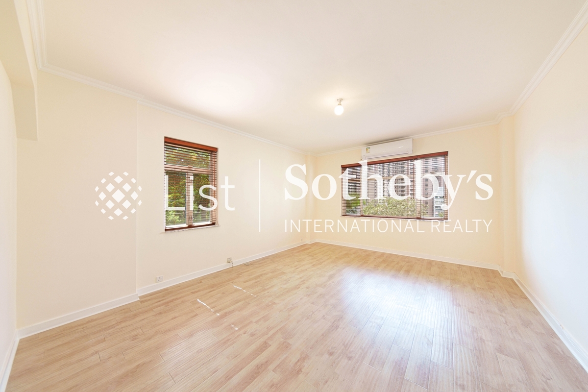 Fairview Mansion 昭景大廈 | Master Bedroom