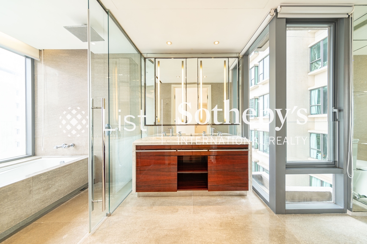 Seymour 懿峰 | Master Bathroom