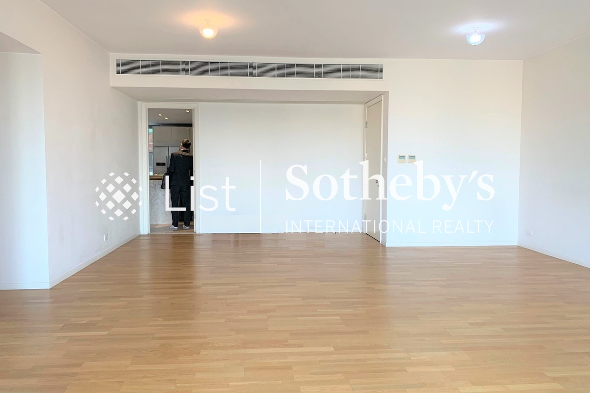 Seymour 懿峰 | Living and Dining Room