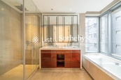 Seymour 懿峰 | Master Bathroom