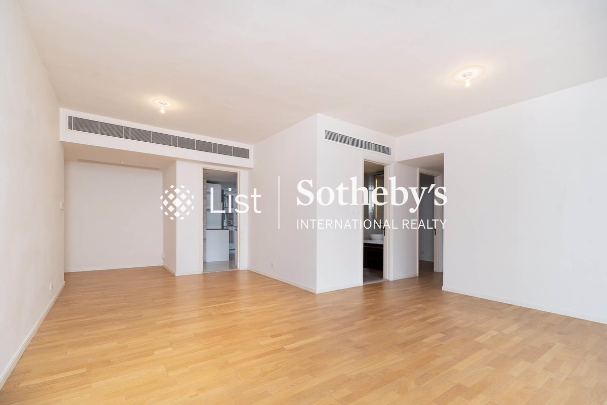 Seymour 懿峰 | Living and Dining Room