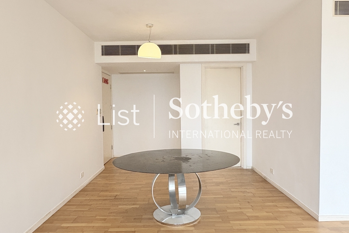 Seymour 懿峰 | Living and Dining Room