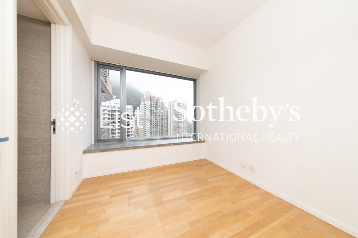 Seymour 懿峰 | Second En-suite Bedroom