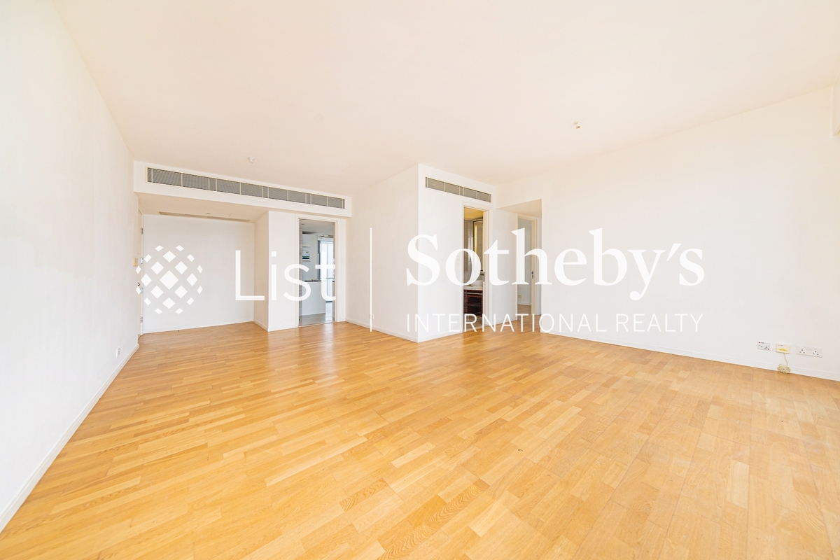 Seymour 懿峰 | Living and Dining Room