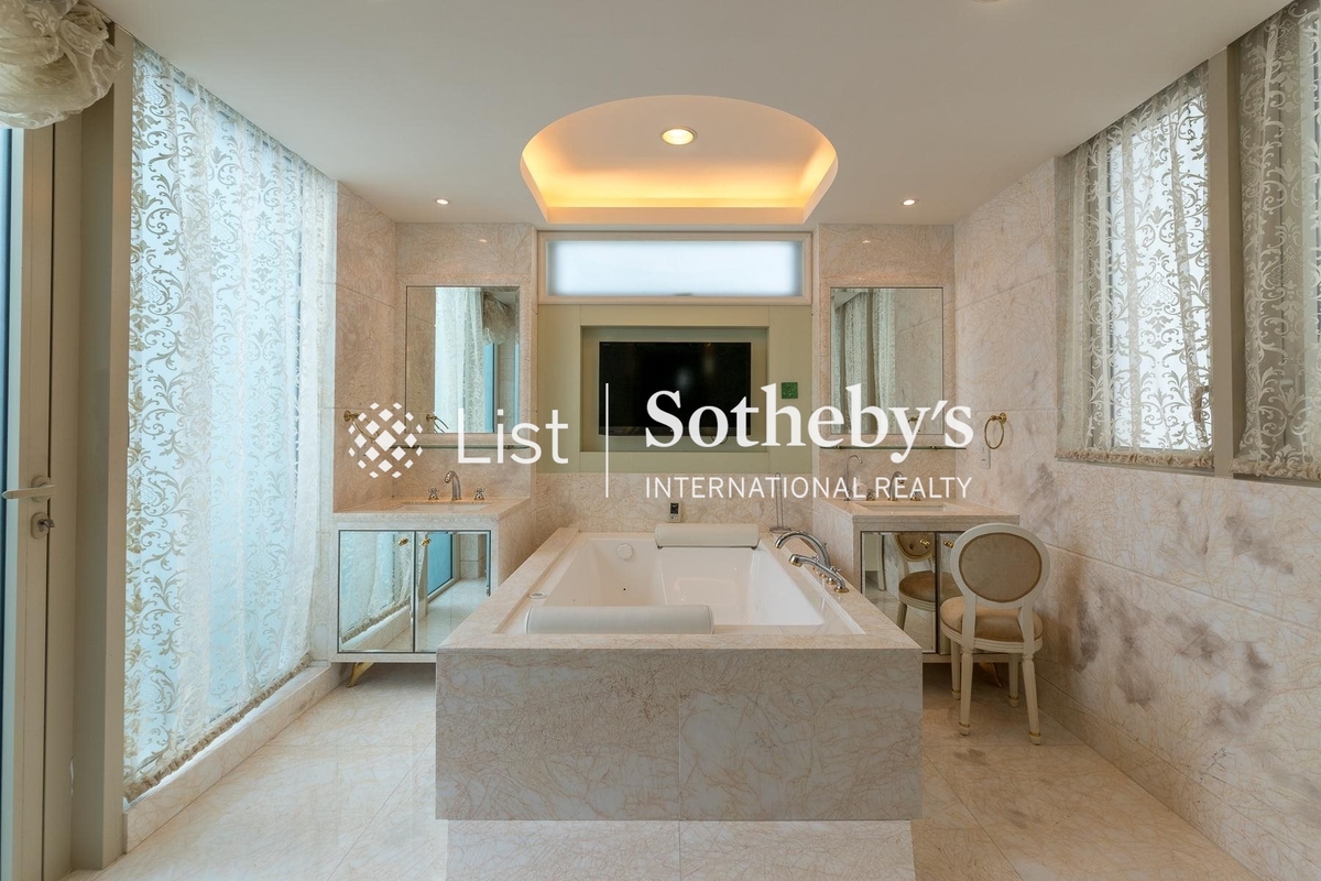 Residence Bel-Air Phase 5 Villa Bel-Air 貝沙灣 5期 洋房 | Master Bathroom