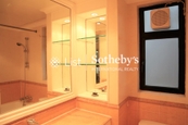 62B Robinson Road 愛富華庭 | Guest Bathroom