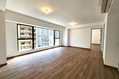 62B Robinson Road 愛富華庭 | Living and Dining Room