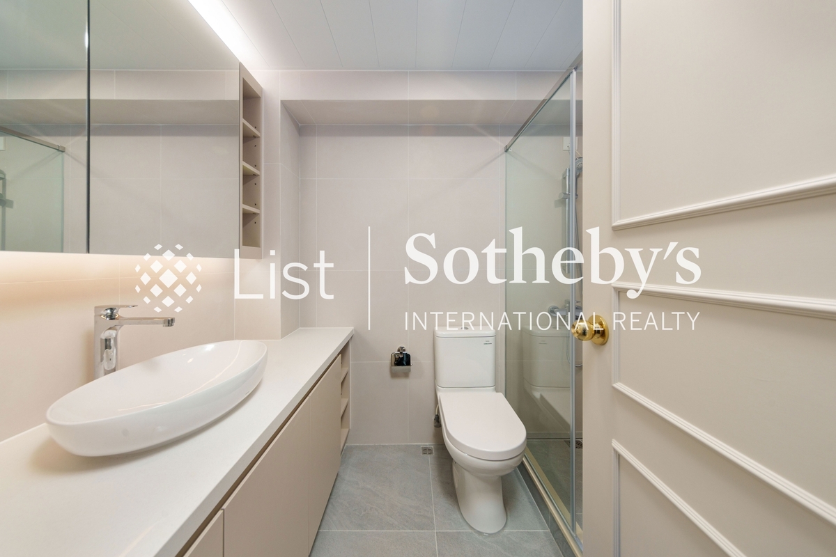 62B Robinson Road 愛富華庭 | Master Bathroom