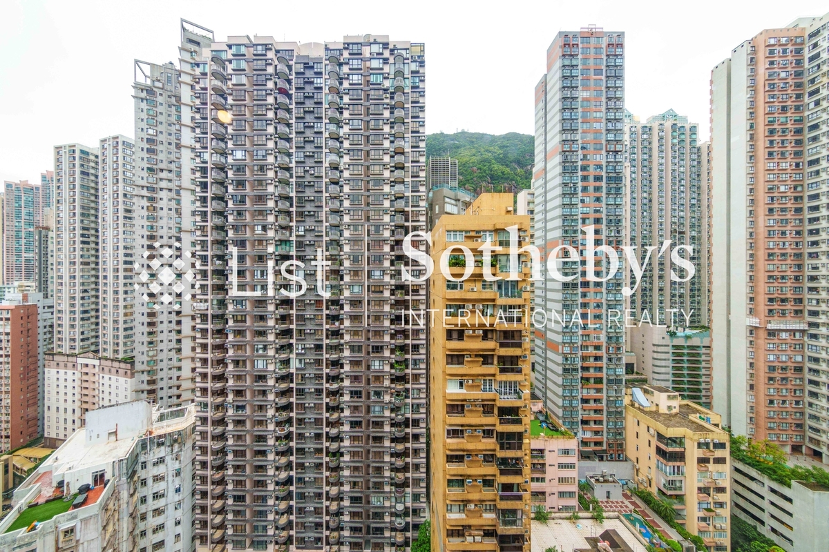 62B Robinson Road 愛富華庭 | View from Master Bedroom