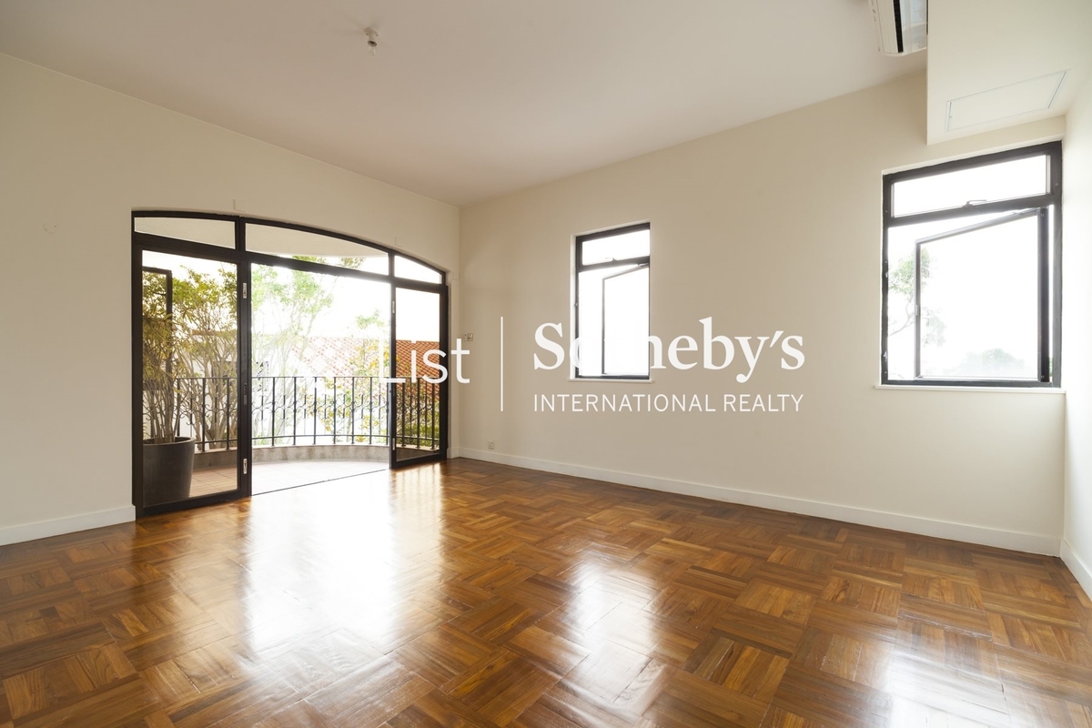 Magnolia Villas 百合苑 | Dining Room