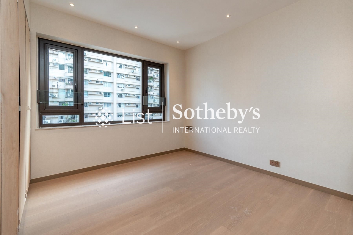 Olympian Mansion 李園 | Third Bedroom