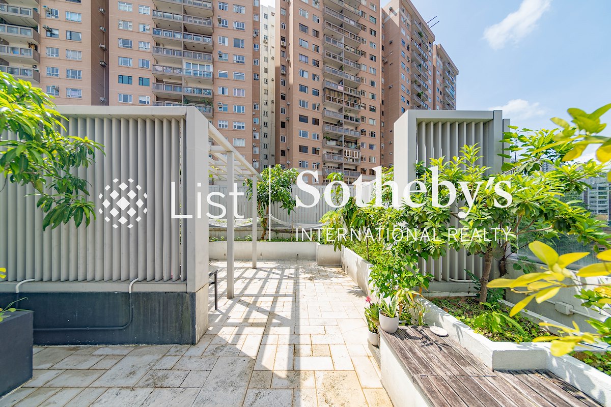 Woodland Gardens 華翠園 | Private Roof Terrace