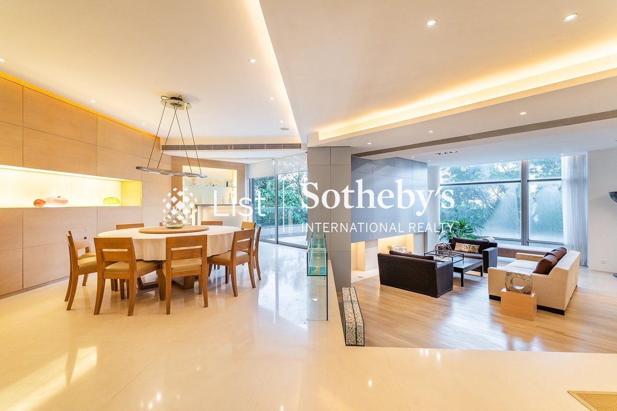 Yue Hei Yuen 裕熙園 | Living and Dining Rooms