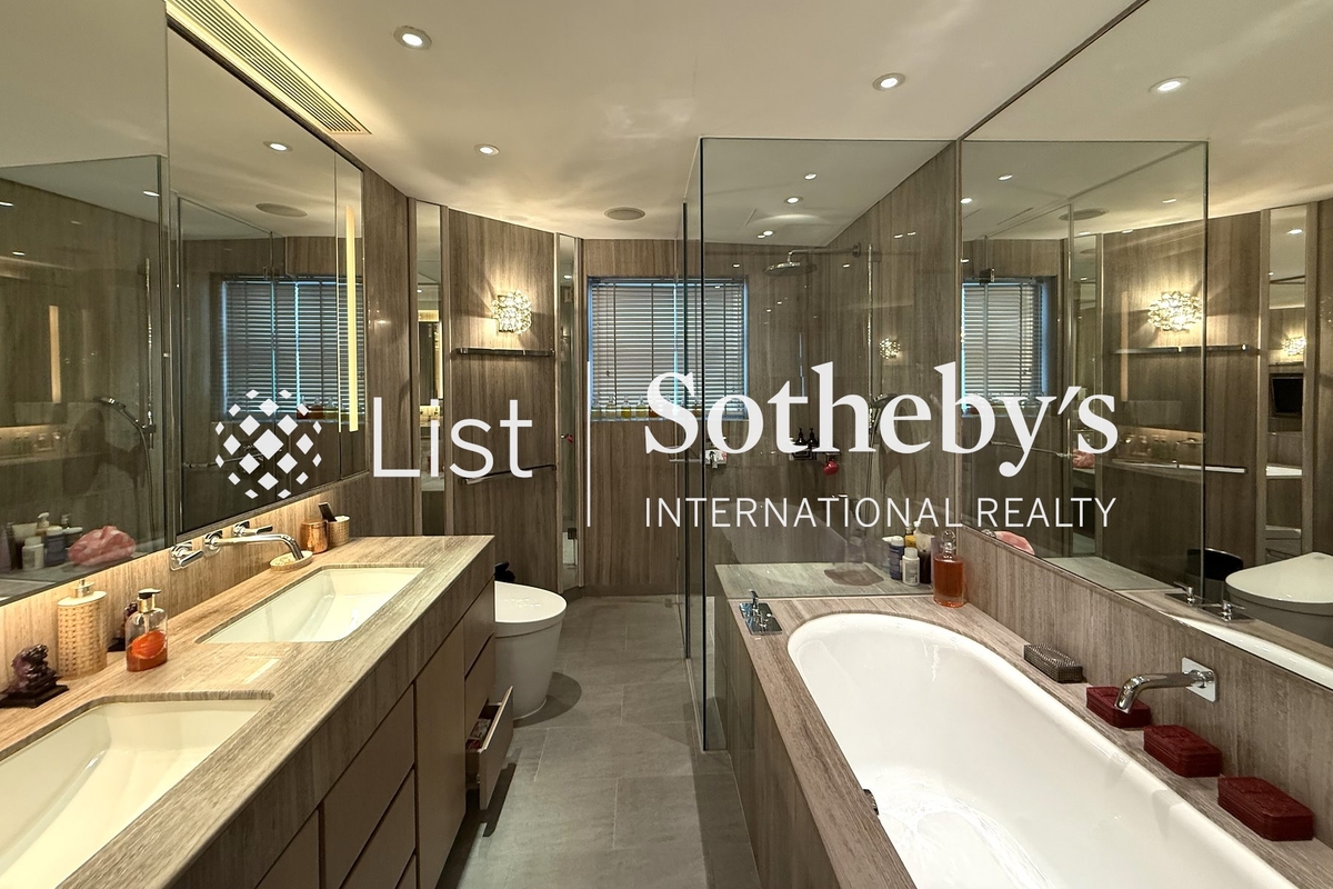 Yue Hei Yuen 裕熙園 | Master Bathroom