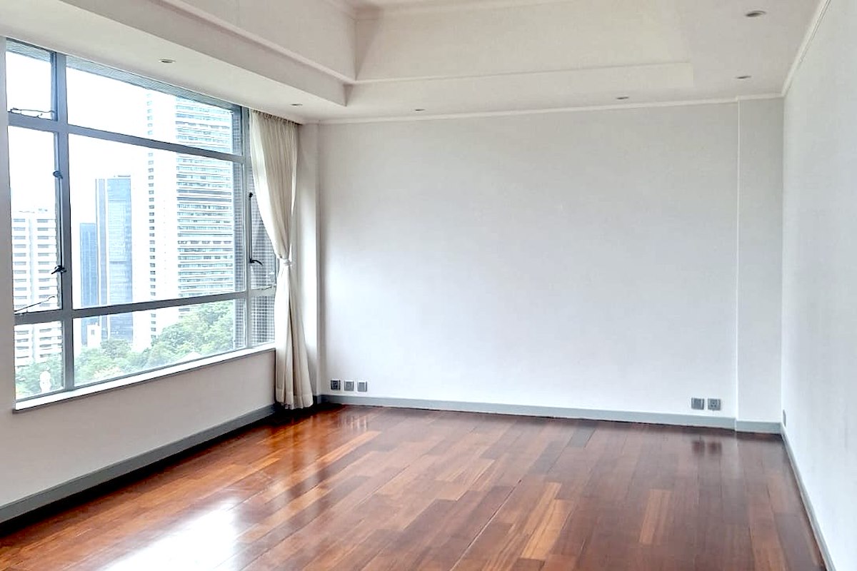 Kennedy Apartment 堅尼地大廈 | Master Bedroom