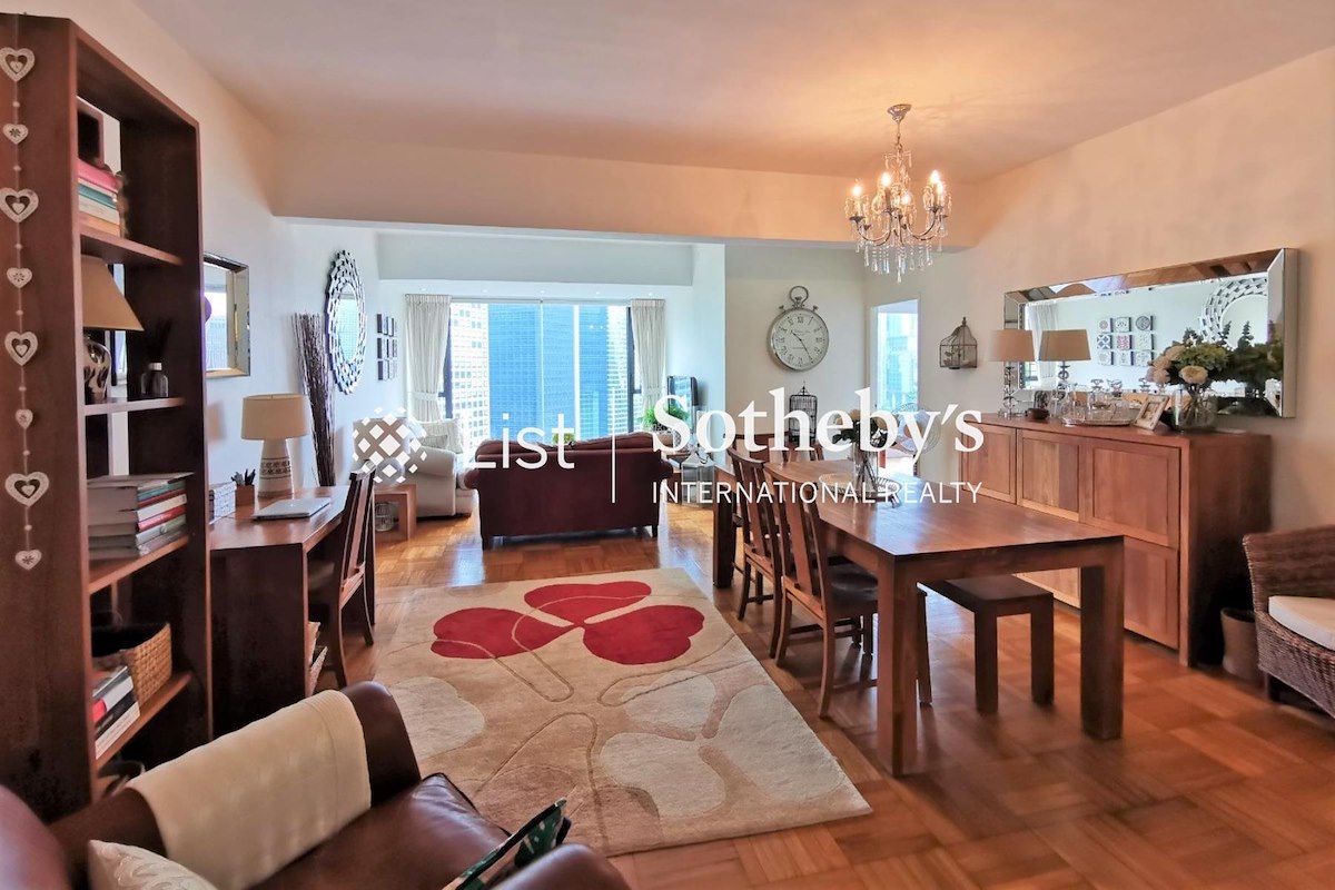 No. 36-36A Kennedy Road 坚尼地道36-36A号 | Living and Dining Room