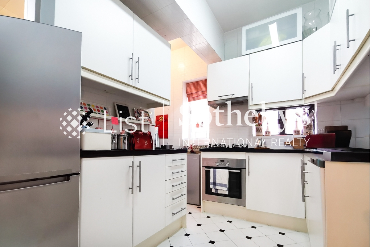 No. 36-36A Kennedy Road 坚尼地道36-36A号 | Kitchen