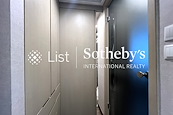 Chenyu Court 燦如閣 | Walk-in Closet in Master Bedroom 