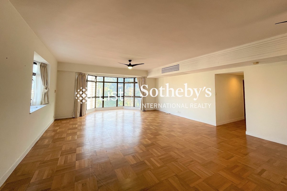 Bamboo Grove 竹林苑 | Living and Dining Room
