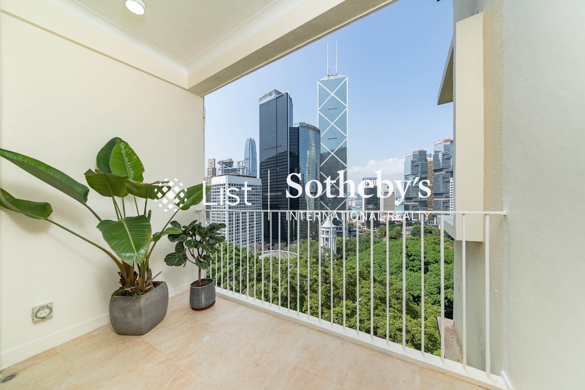 No. 38B-38C Kennedy Road 堅尼地道38B-38C號 | Balcony off Living and Dining Room
