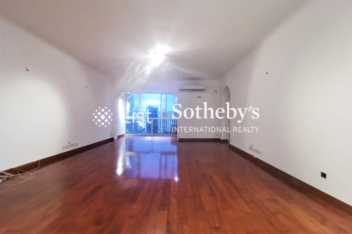 No. 38B-38C Kennedy Road 堅尼地道38B-38C號 | Living and Dining Room