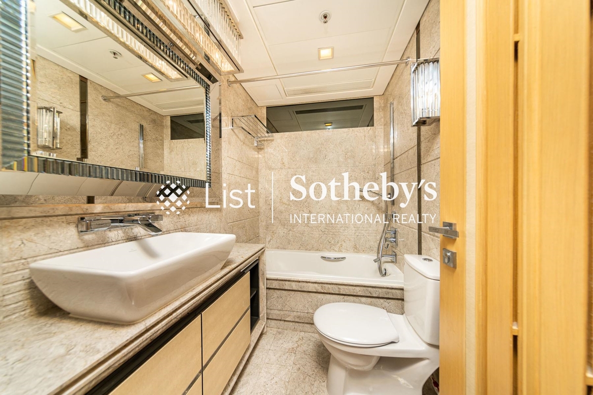 Kennedy Park At Central 君珀 | Guest Bathroom