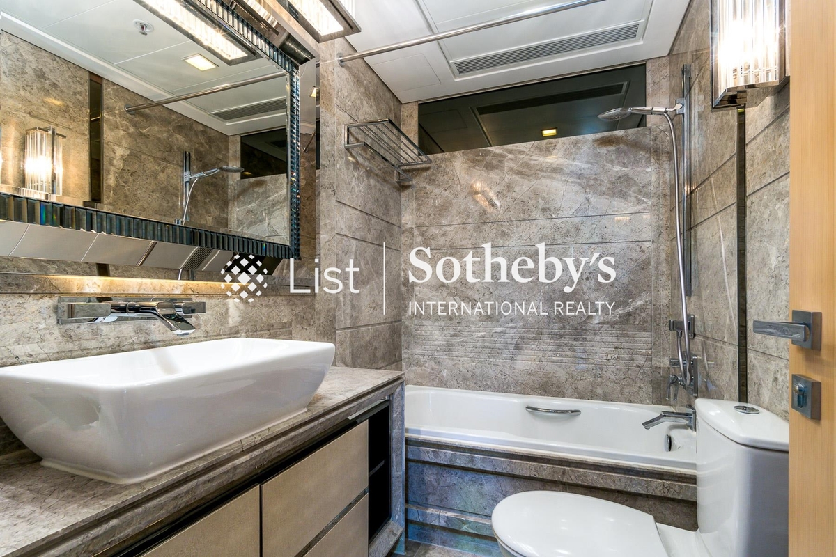 Kennedy Park At Central 君珀 | Guest Bathroom