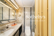 Kennedy Park At Central 君珀 | Second En-suite Bathroom