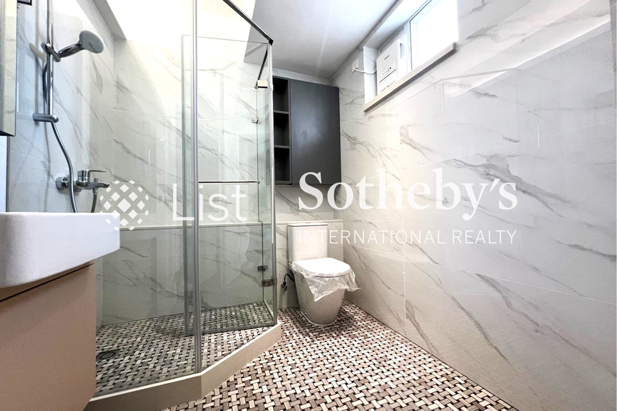 Man Yuen Garden 文苑花園大廈 | Master Bathroom