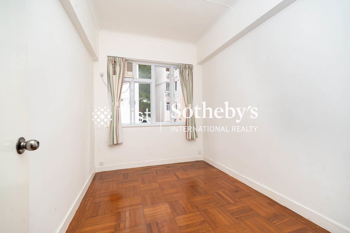 38-38A Kennedy Road 堅尼地道38-38A號 | Third Bedroom