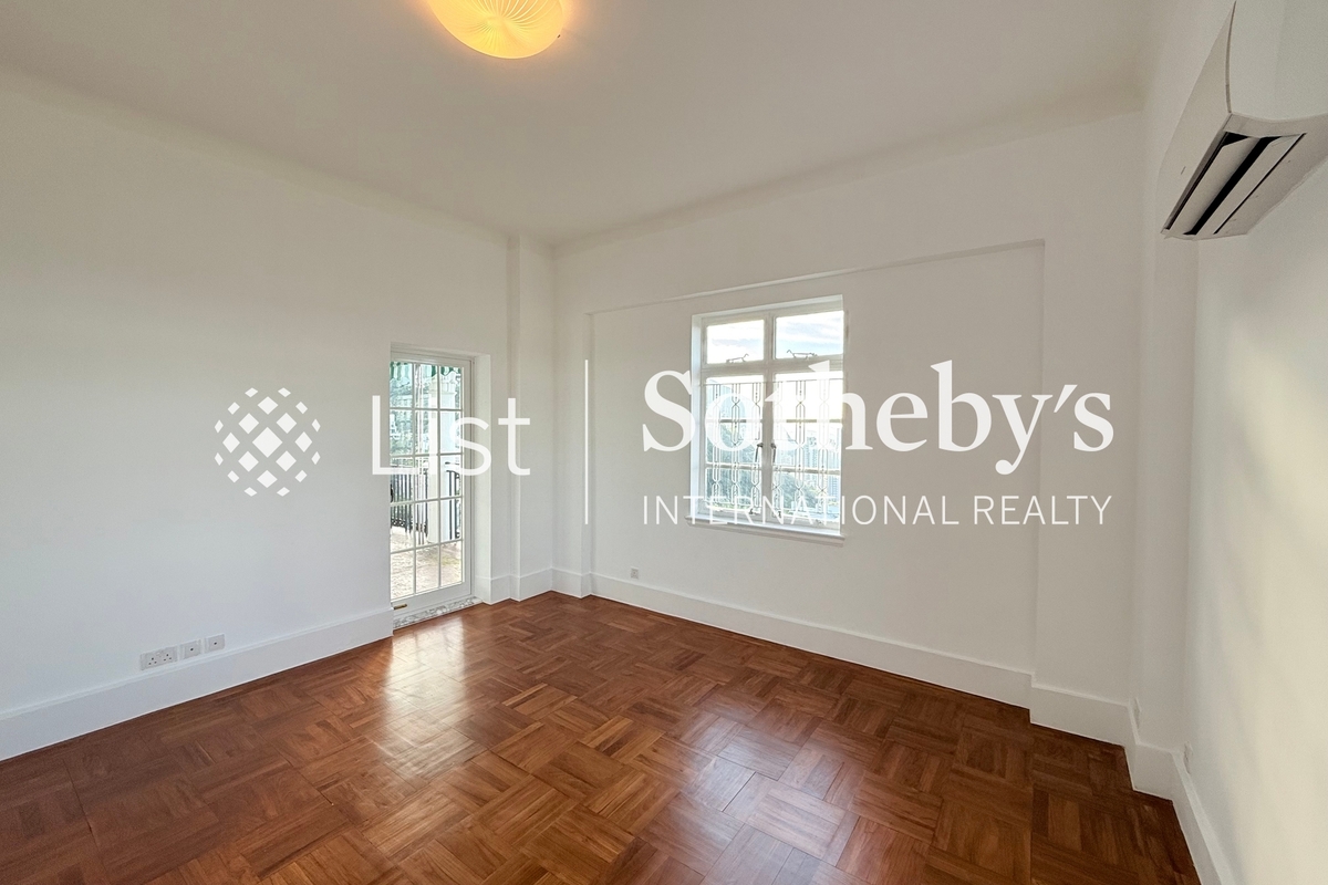 No. 33 Magazine Gap Road 馬己仙峽道33號 | Master Bedroom