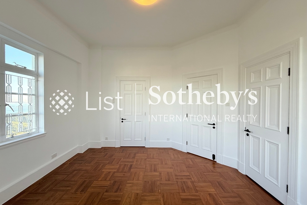 No. 33 Magazine Gap Road 馬己仙峽道33號 | Second En-suite Bedroom