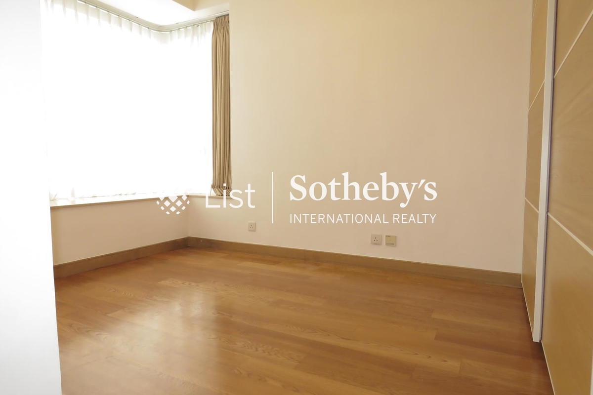 Island Crest 縉城峰 | Master Bedroom