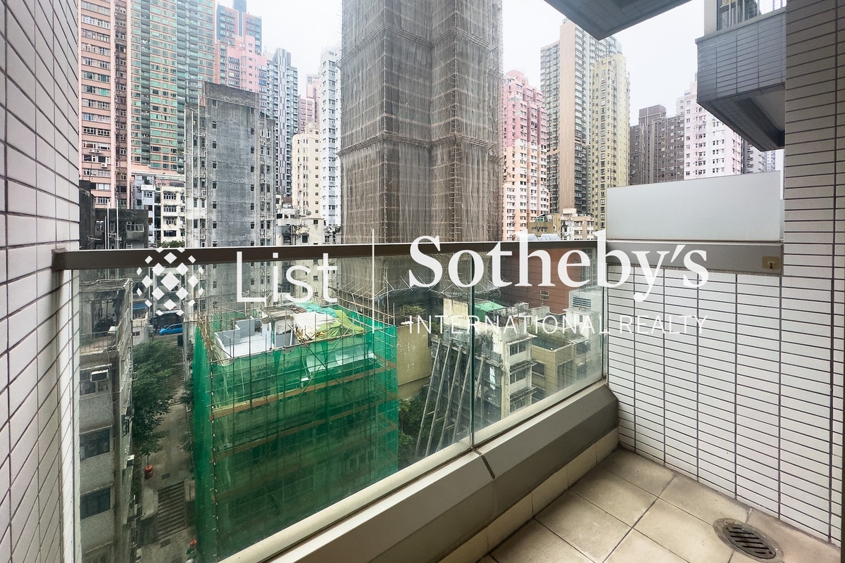 Island Crest 縉城峰 | Balcony off Living and Dining Room