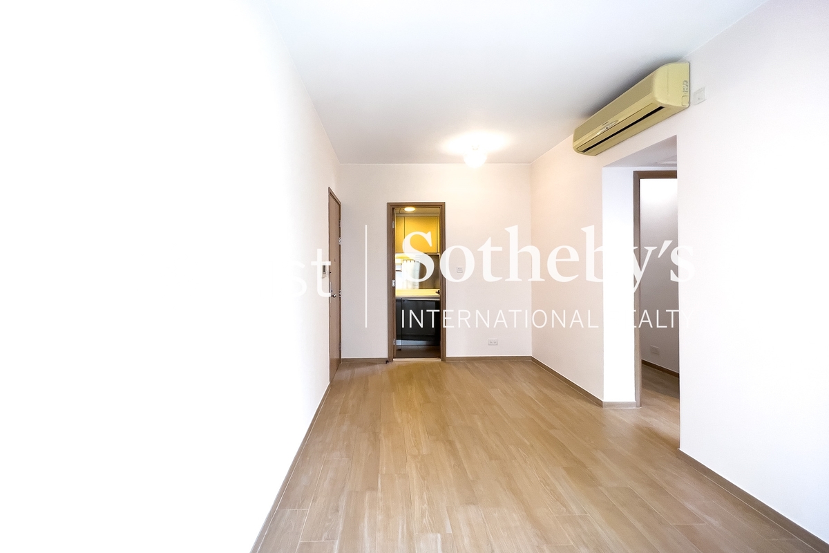 Island Crest 缙城峰 | Living and Dining Room