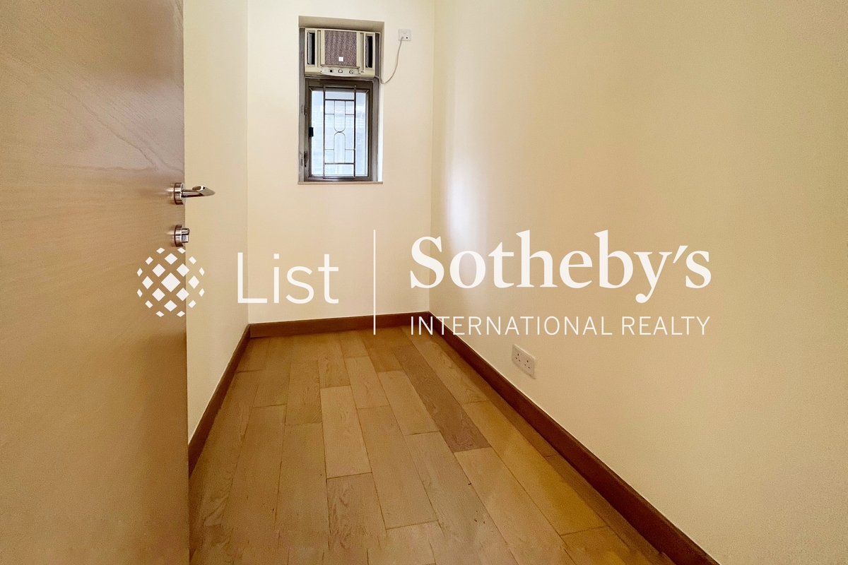 Island Crest 縉城峰 | Storage Room