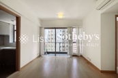 Island Crest 縉城峰 | Living and Dining Room