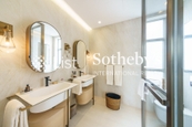 Island Crest 縉城峰 | Master Bathroom