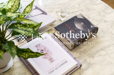 Island Crest 縉城峰 | 