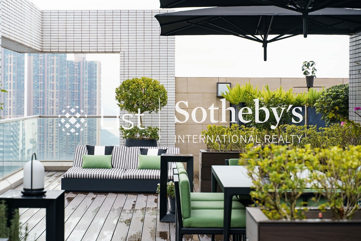 Island Crest 縉城峰 | Private Roof Terrace