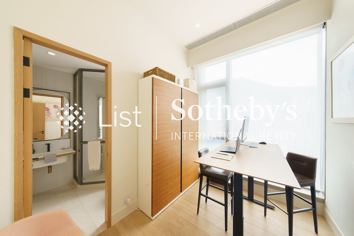 Island Crest 縉城峰 | Second En-suite Bedroom