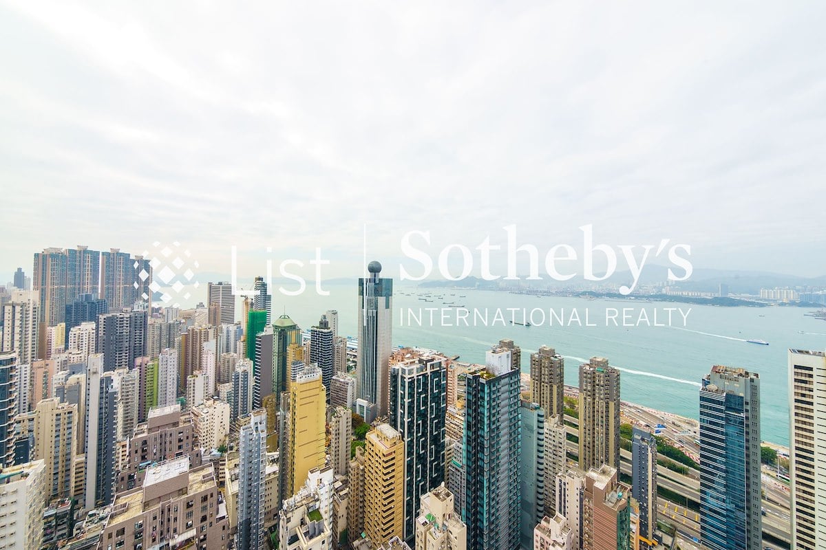 Island Crest 縉城峰 | View from Private Roof Terrace