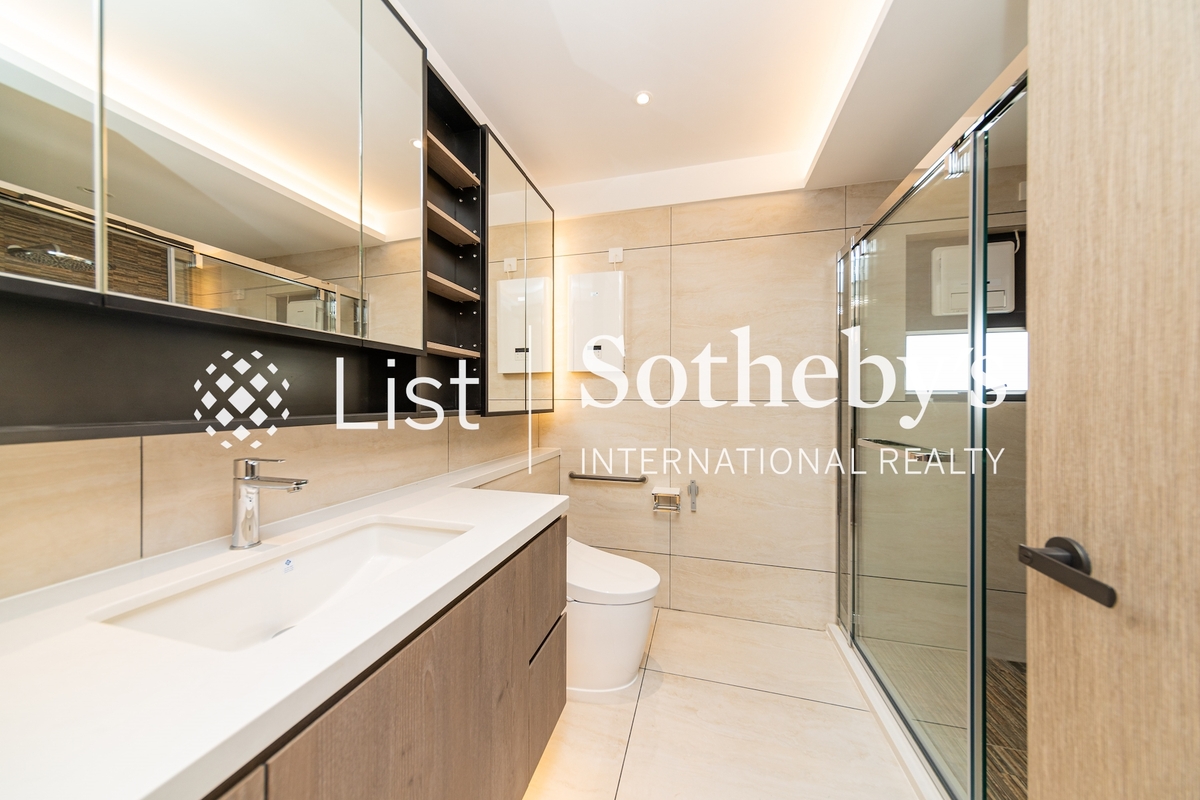 Craigmount 紀園 | Master Bathroom