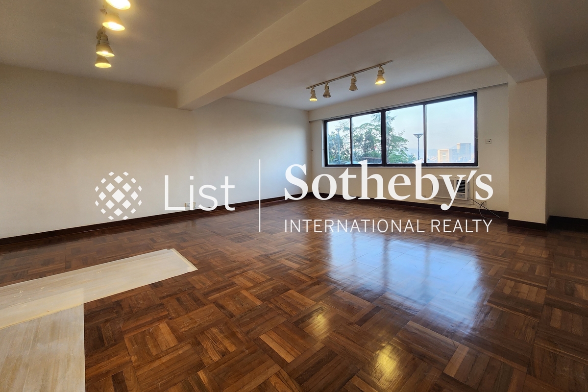 Evergreen Villa 松柏新邨 | Family Room